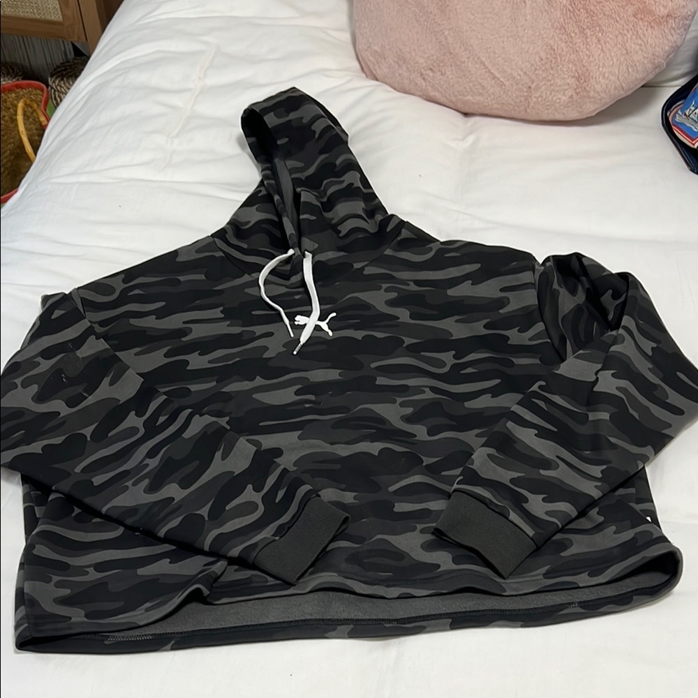 PUMA Black & Gray cropped Camo Hoodie with Drawstring